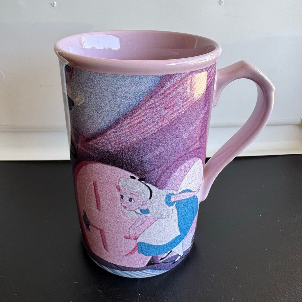 Disney Thailand Vintage Alice In Wonderland Large Pink Ceramic 20 oz Mug